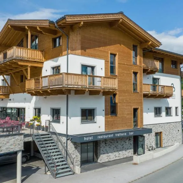 Herz3 Hotel Bar Restaurant Trattoria, hotel a Hollersbach im Pinzgau