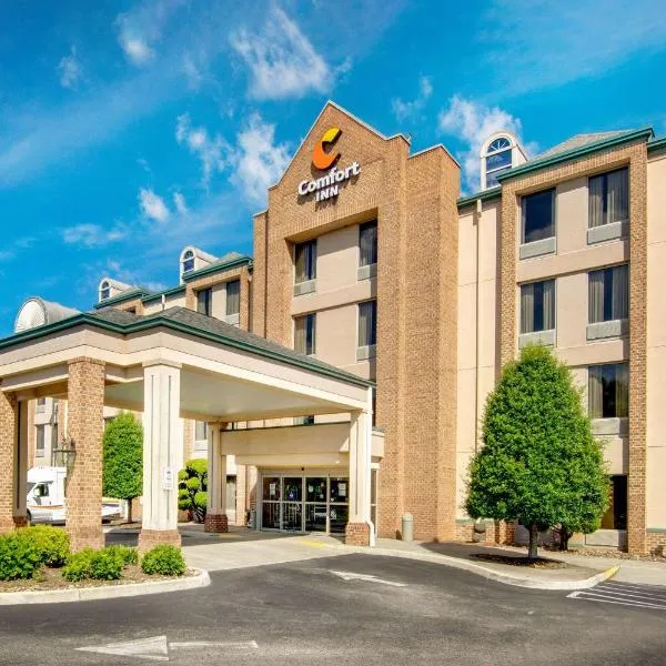 Comfort Inn Airport, hotel en Roanoke
