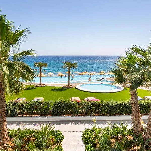 Konstantinos Palace, hotel em Cárpatos