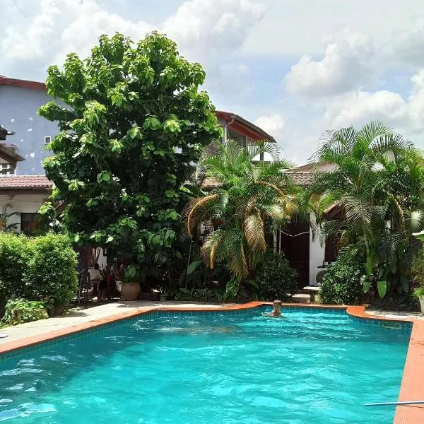 Villa Sisavad Guesthouse, ξενοδοχείο στη Βιεντιάν