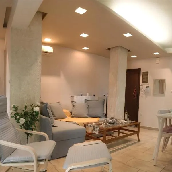A7 Beauty Vouliagmeni Apt in a unique Spot, ξενοδοχείο στην Αθήνα