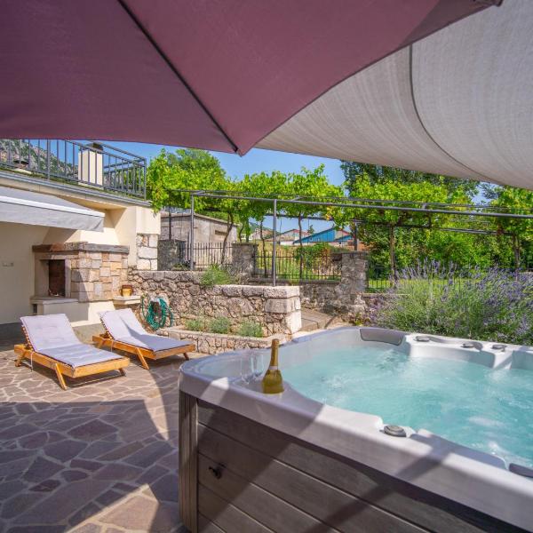 Holiday Home Dedina srića by Interhome
