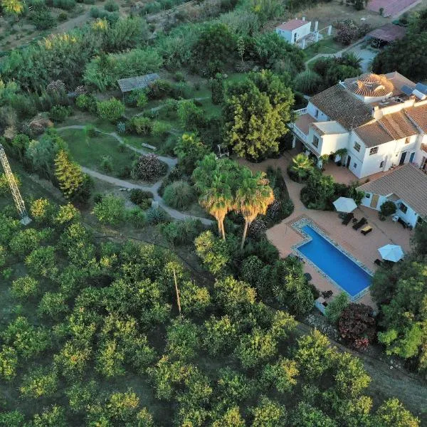 La Finca Blanca, hotel in Alora