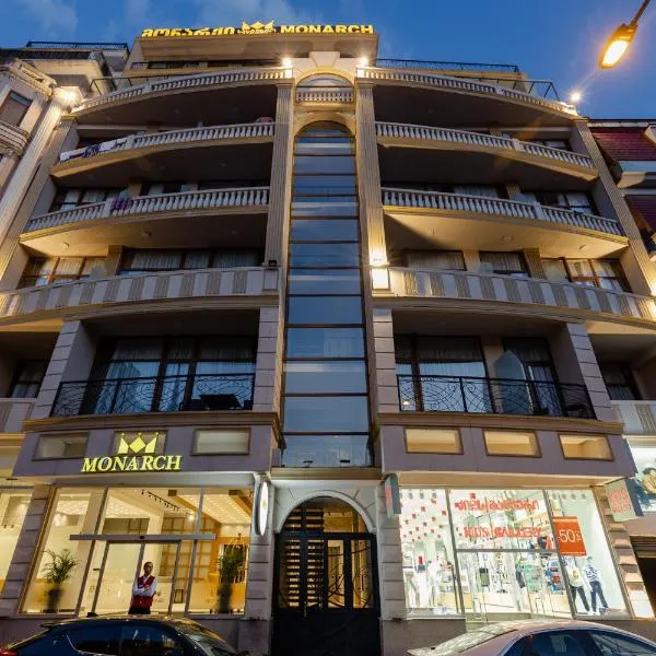 Hotel Monarch, hotell i Batumi