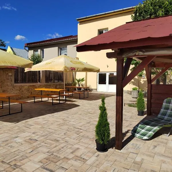 Penzión Ošo, ξενοδοχείο σε Vrbov