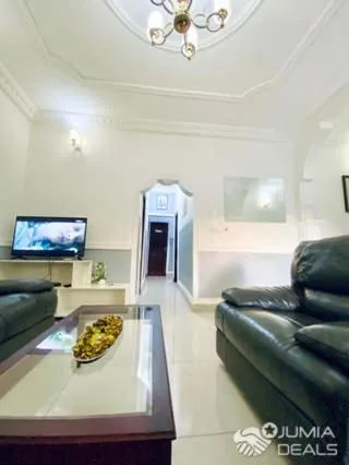Appartement meublé 3CH Yaoundé Omnisport - Tigson, hotel in Yaoundé