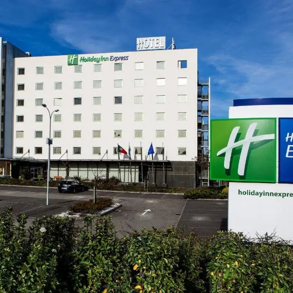 오에이라스에 위치한 호텔 Holiday Inn Express Lisbon-Oeiras by IHG