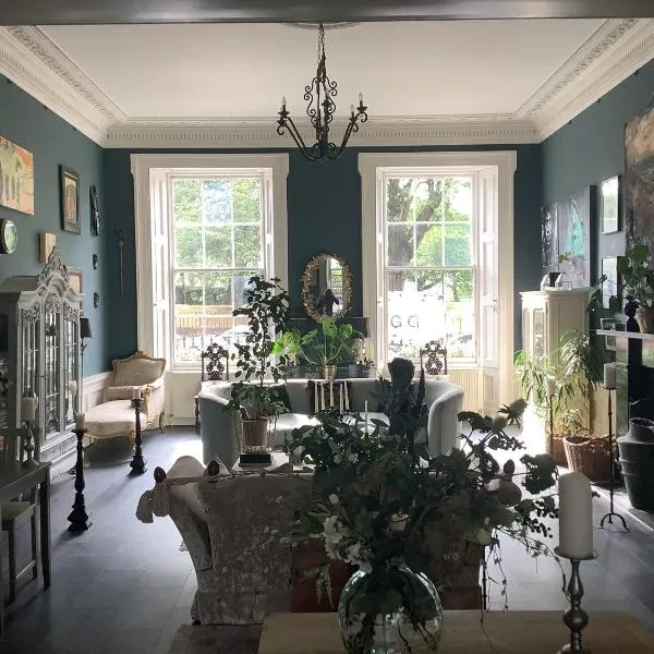 A Room in the City - West, отель в Эдинбурге