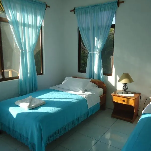 Cartago Bay, hotel in Puerto Villamil