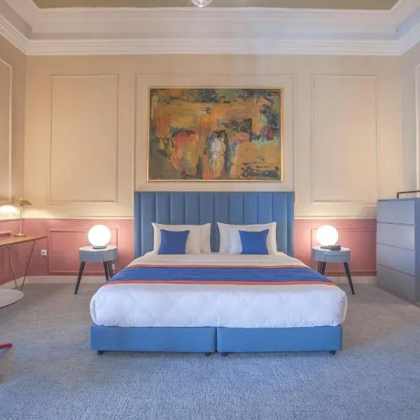 Heritage Hotel and Suites, hotelli kohteessa Tbilisi City