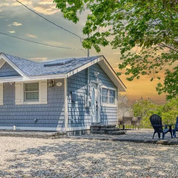 Beach cottage villa, ξενοδοχείο σε Baiting Hollow