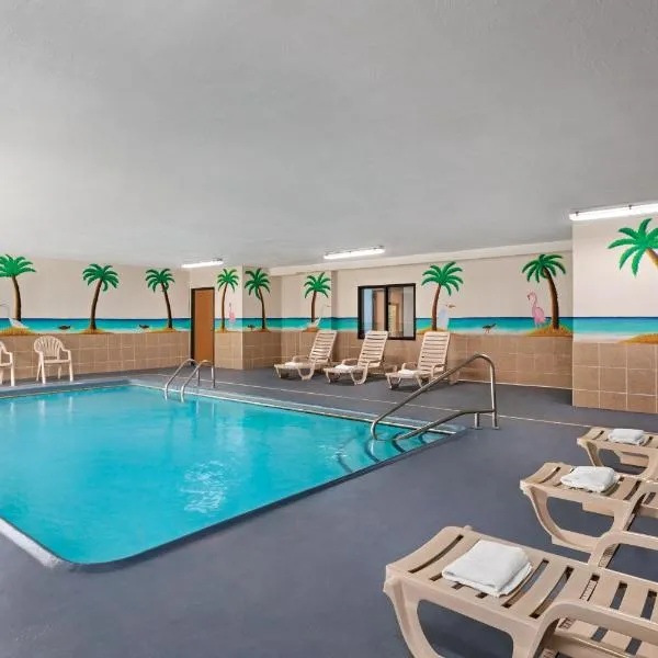 Days Inn by Wyndham Kansas City International Airport, hotel em Kansas City