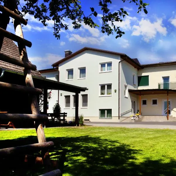 Gasthof Hotel Lang，位于Rauchwart im Burgenland的酒店