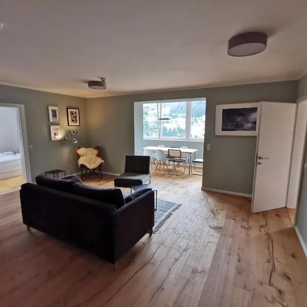 The View - Design Panorama Lodge DAS SCHILLER, ξενοδοχείο στο Bad Gastein