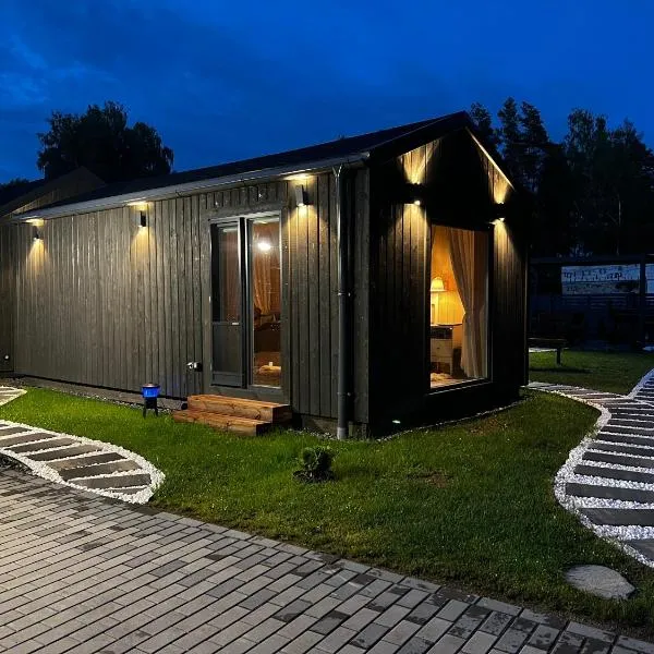 Romantic Holiday House Nandi Rezidence Janupietis, hotel in Mellupi