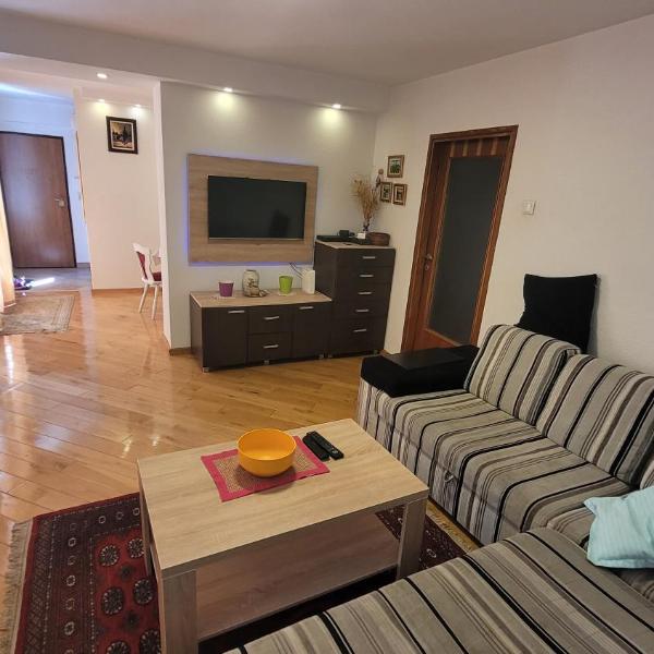 Apartmant Ayna