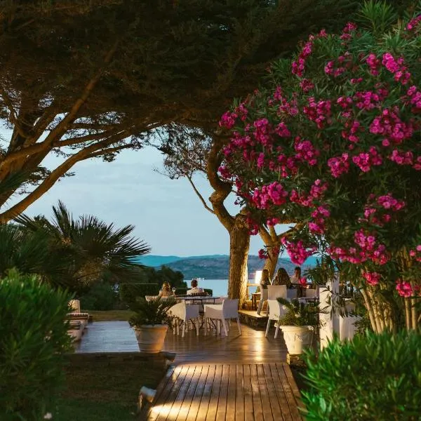 UNAHOTELS Club Hotel Ancora, hotel in Stintino