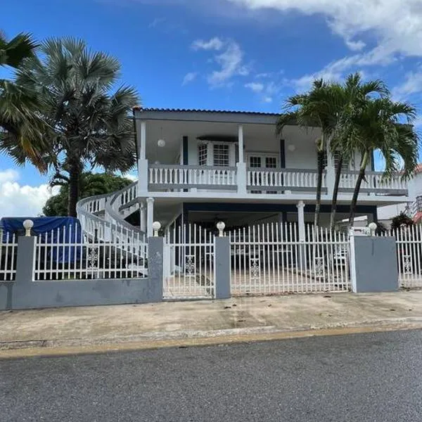 Mayaguez Spacious 3 bedroom villa, hotel en Mayagüez