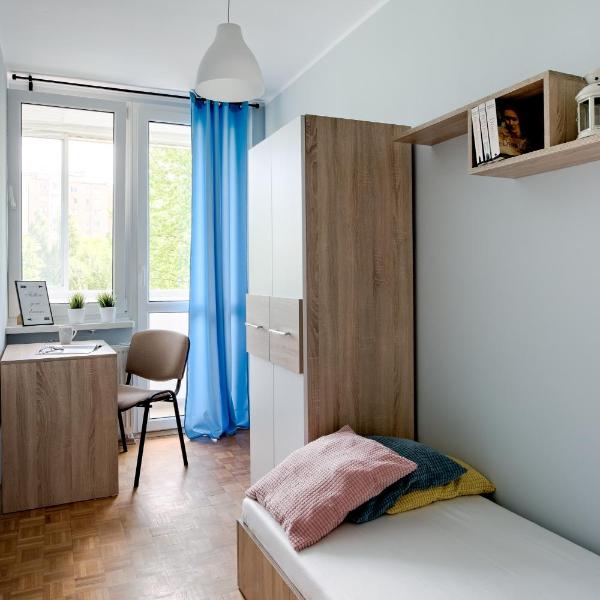 Krzywoń 8 ROOMS, Varsavia