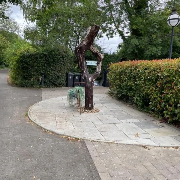 The Glen Guest House 1-bedroom guest house with free parking, hôtel à Fyfield