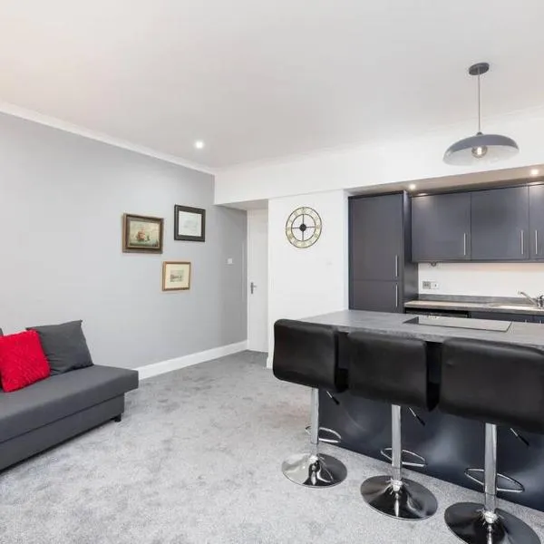 City centre 2 bedroom flat, hotel in Perth