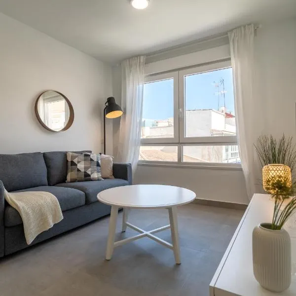 Cala Luxo en Cala de Mijas a metros del mar، فندق في ميخاس كوستا