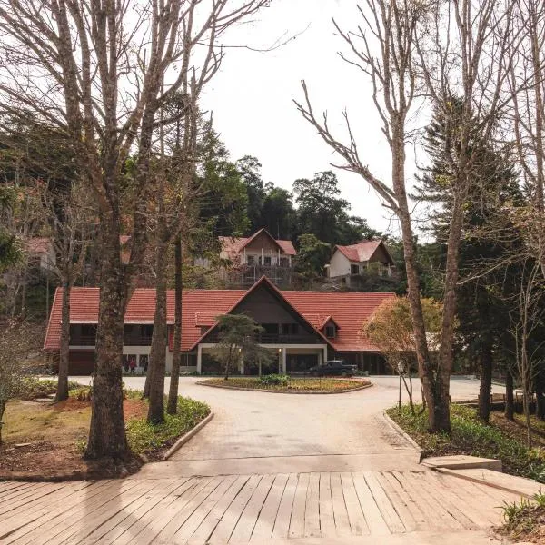 Natureza Eco Lodge，位于佩德拉阿祖尔的酒店