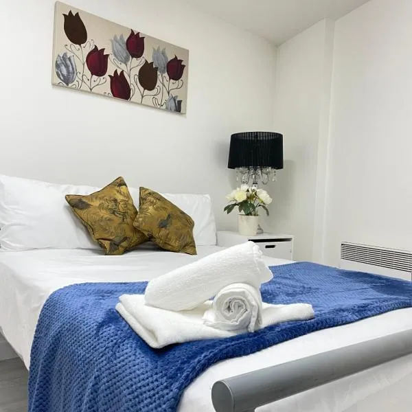 Wharf Inn Premier Apartment Central Manchester - Free Private Parking, hotel in Manchester