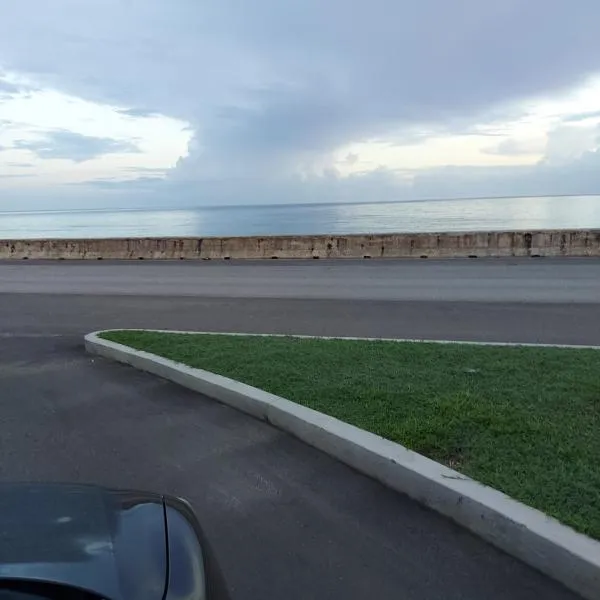 Cozy Ocean Home Jamaica, hotel em Lucea