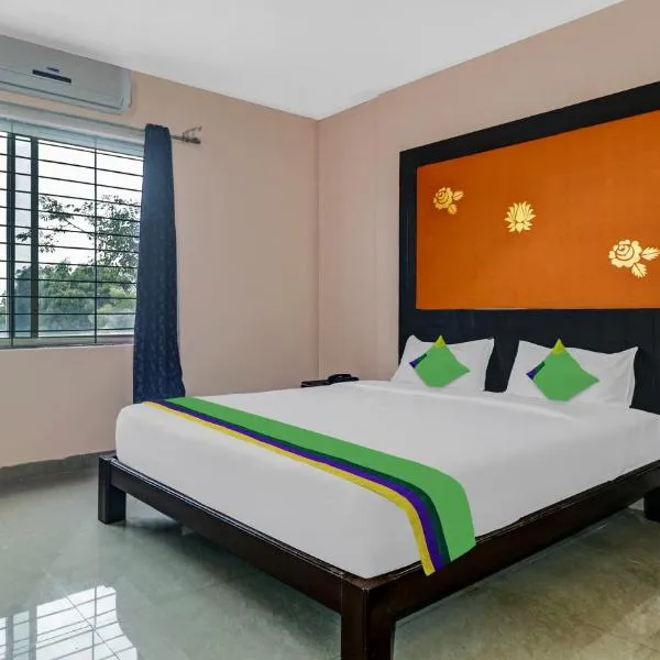 GRAND JP INN Near 2 km from Gundlupet bus stand, hotel in Gundlupet