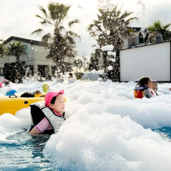 Pool and Villa Sorang, hotel in Jeju