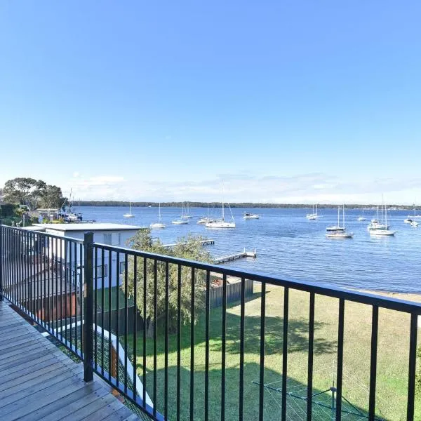 Sunshine Shores, Hotel in Morisset East