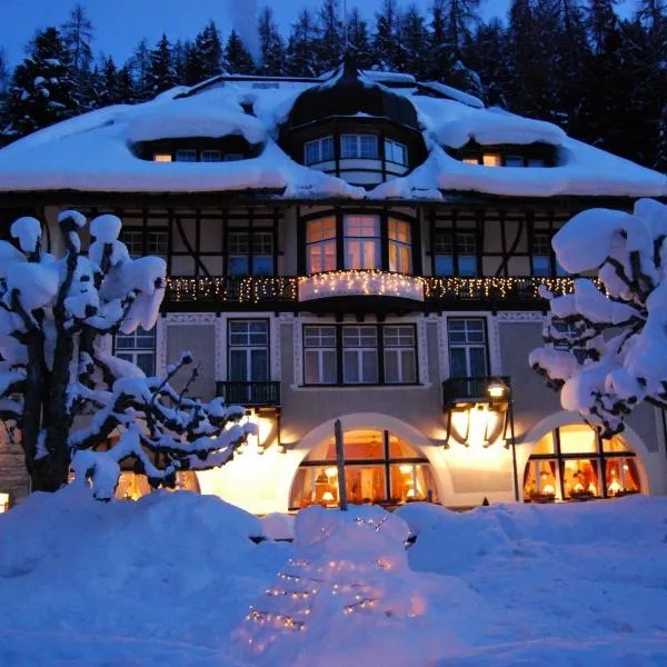 Hotel Villa Post, hotel in Vulpera