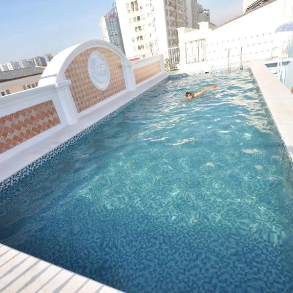 Central Hotel & Residences Swimming Pool, Hotel in Ho-Chi-Minh-Stadt