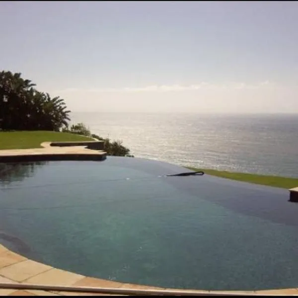 Luxury Beach Apartments, Hotel in Amanzimtoti