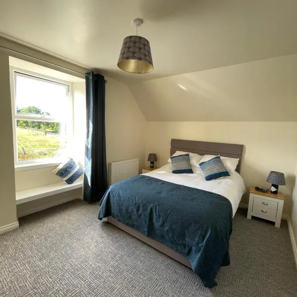 Cozy 2 bedroom cottage with log burner close to Loch Ken，位于新盖洛韦的酒店