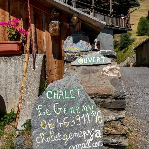 Chalet le Genepy with amazing views!, hotel en Molines-en-Queyras