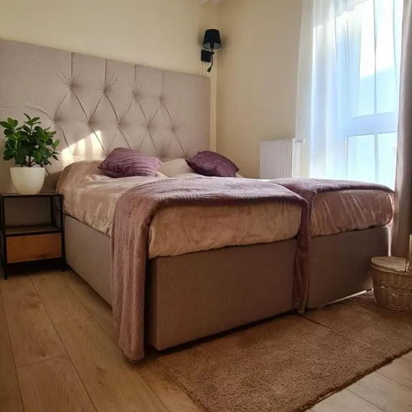 Malta Premium Apartment, free parking, self check-in 24h, air-conditioning, hotel v Poznani