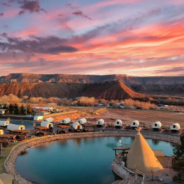 Zion White Bison Glamping & RV Resort, hotel a Virgin