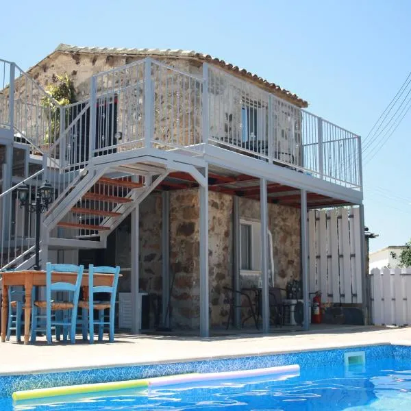 Holiday Apartments,Polynikis Sea-Cret, Pachyammos, hotel in Pachyammos