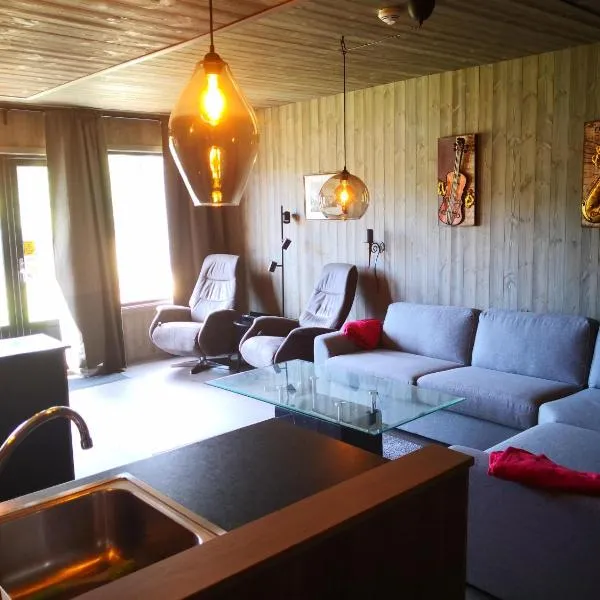 Bortelid Booking, hotel in Tjaldal