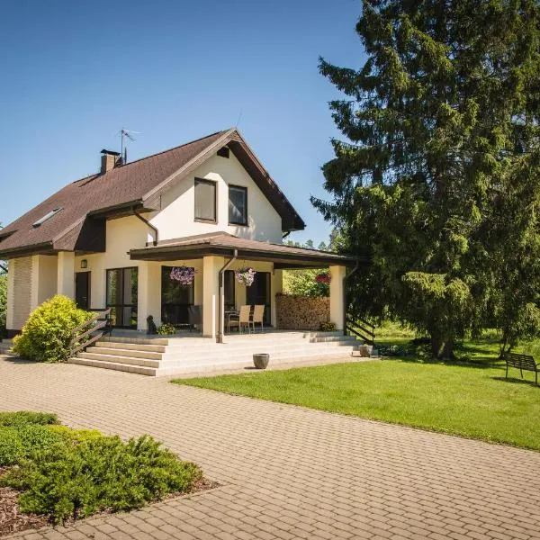 Guesthouse Vetras viesu māja Vētras, hotel v destinaci Trenči