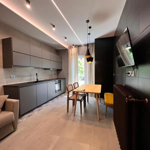 Appartamento di design a 30 metri dal mare, hotel in Alba Adriatica