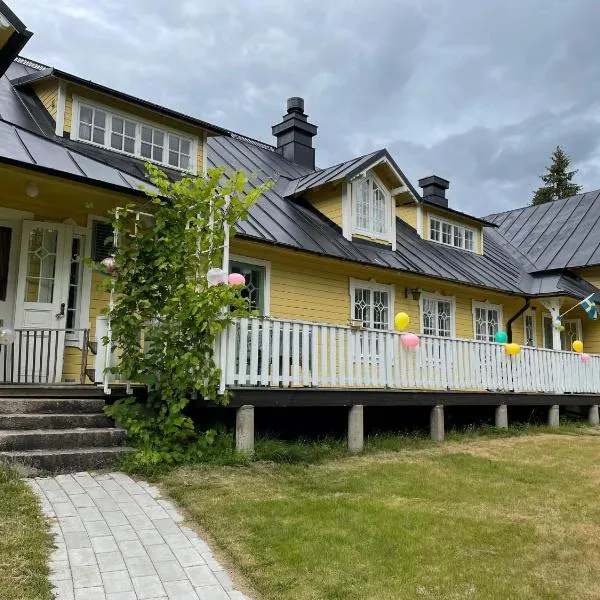 Örbyhus gård, hotel in Örbyhus