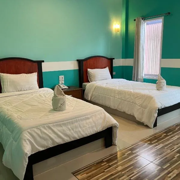 The Palm Resort Kampeang Saen, hotel in Nakhon Pathom