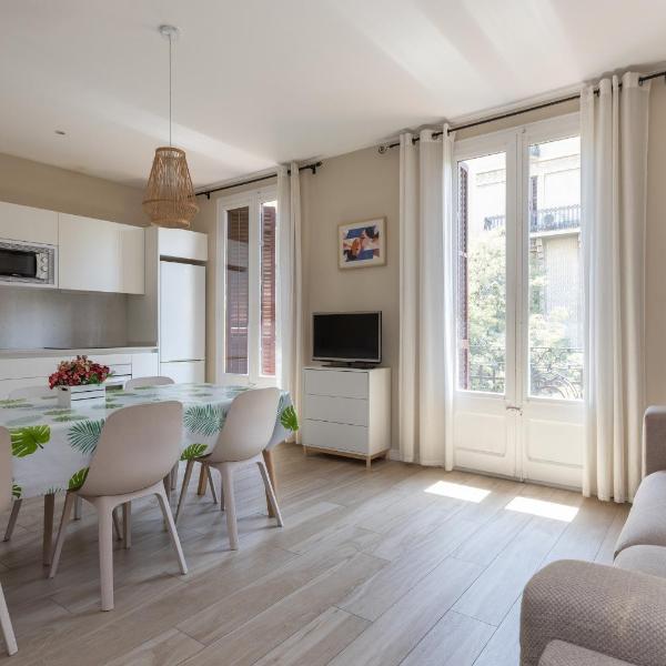 ApartEasy - Family 4-Bedroom Apartment