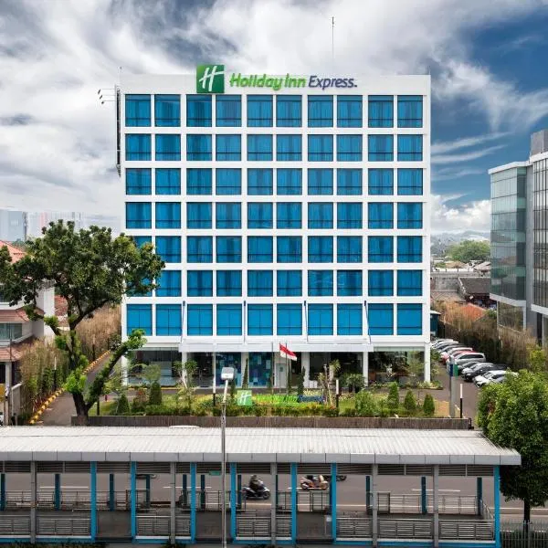 Holiday Inn Express Jakarta Matraman by IHG, hotel v destinaci Jakarta