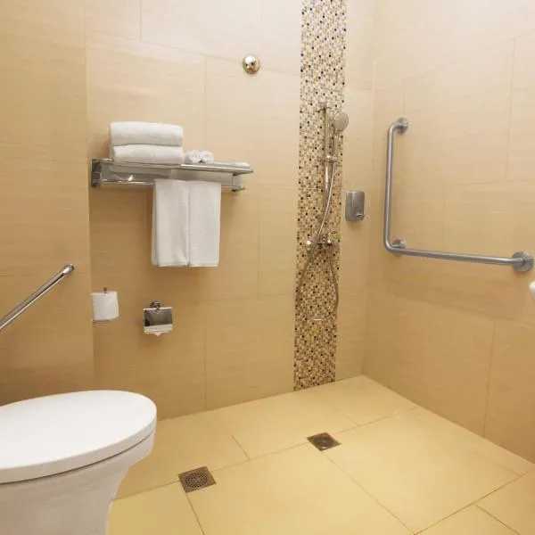 Holiday Inn Express Jakarta International Expo by IHG, hotell i Jakarta