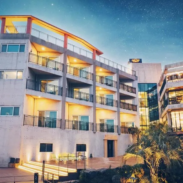 J View Hotel, hotel in Seogwipo