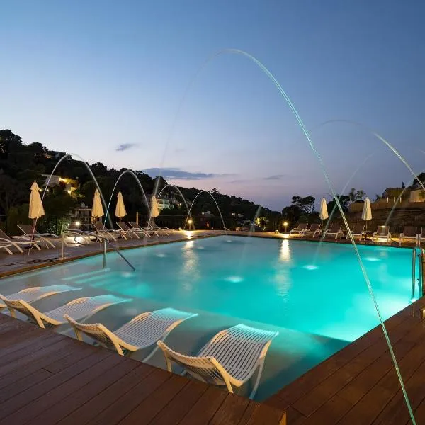 Talaia Plaza EcoResort Begur, hotel in Begur